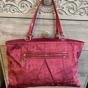 Coach Vintage Y2K Fuchsia Pink Graffiti Butterfly Shoulder bage Tote Purse Bag